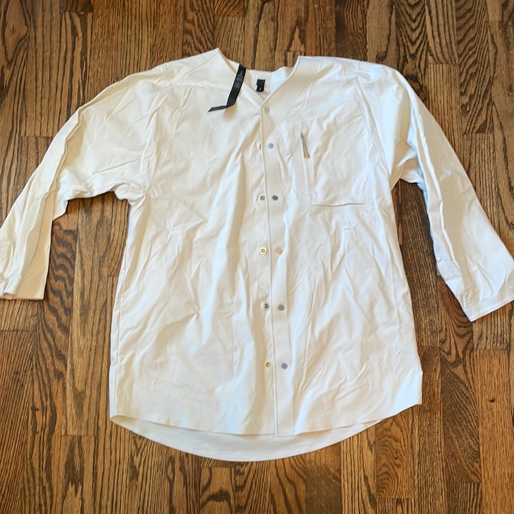 Lululemon Lab snap-up shirt